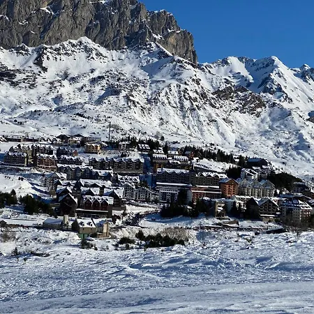 Lägenhet Apartamento Izas