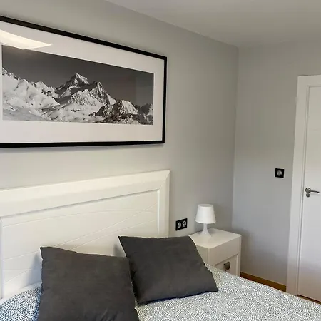 Lägenhet Apartamento Izas